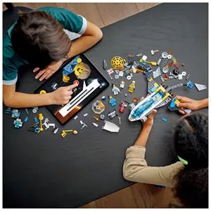Lego Mars Spacecraft Exploration Missions 60354